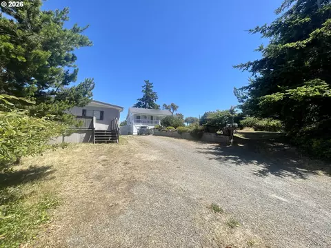 2519 Everett Ave, North Bend, OR 97459