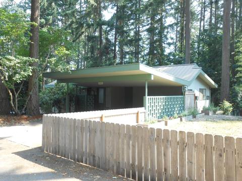 3215 Agate St, Eugene, OR 97405 photo 1