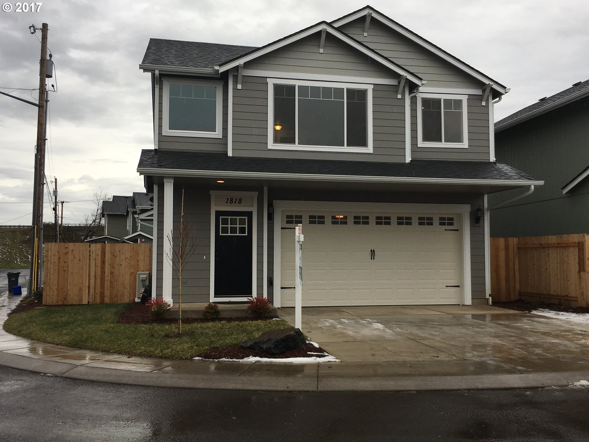 1858 Allea Dr, Eugene, OR 97404 photo 1