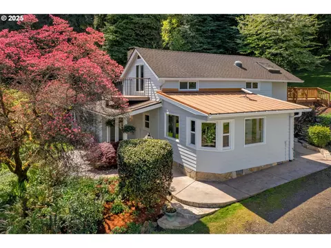 25925 NW Saint Helens Rd, Scappoose, OR 97056