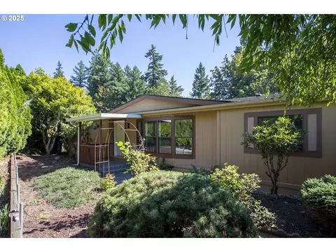 15196 SE Lala Dr, Clackamas, OR 97015