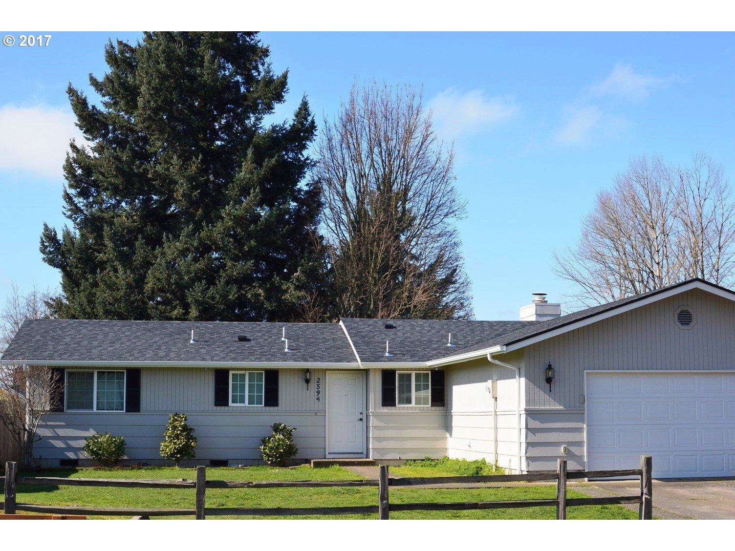 2594 Melrose Loop, Eugene, OR 97402 photo 1