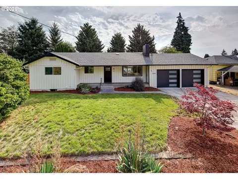 1060 Cowlitz View Ct, Castle Rock, WA 98611