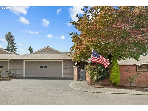 16975 SW Matador Ln, Portland, OR 97224