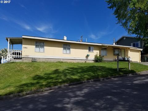704 SE 6th St, Pendleton, OR 97801 photo 1
