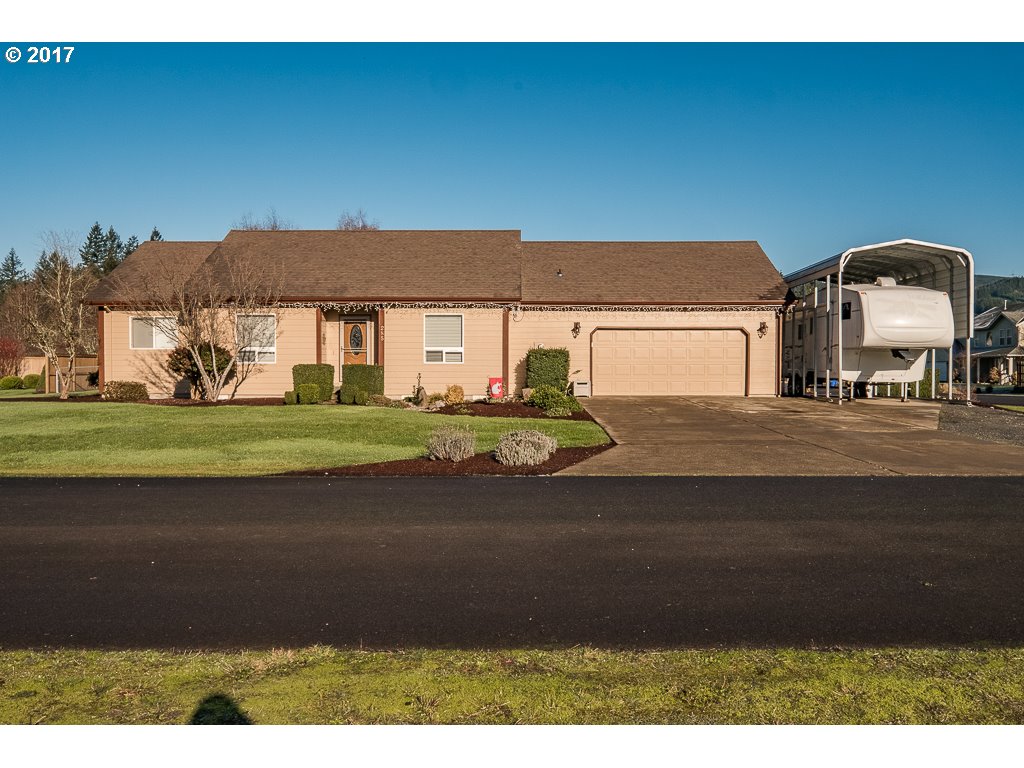 285 Goldenleaf Ct, Lyons, OR 97358 photo 1