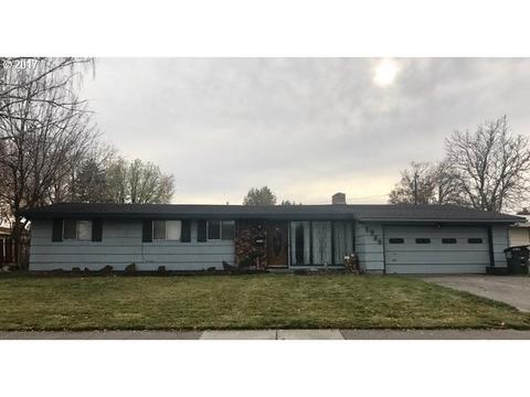 2906 SW Marshall Ave, Pendleton, OR 97801 photo 1