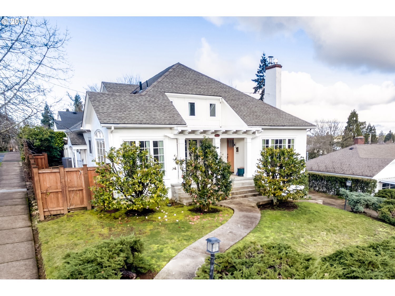 1892 Olive St, Eugene, OR 97401 photo 1