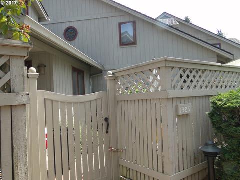 1325 Hammock St, Eugene, OR 97401 photo 1