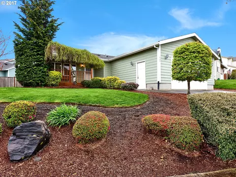 434 SE Mountain View Ln, Estacada, OR 97023 photo 1