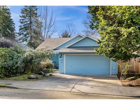 14252 SE Center St, Portland, OR 97236