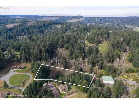 93505 Patterson Ln, Coos Bay, OR 97420