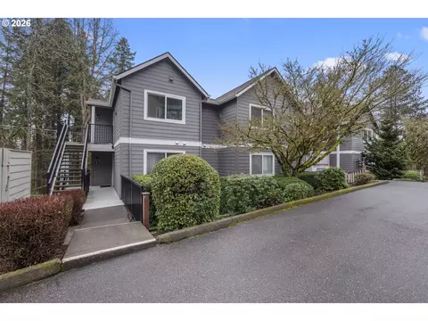 20050 Snowdrop Ct #1, West Linn, OR 97068