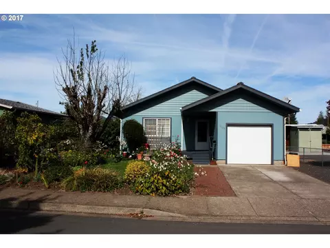 3932 Alcona St, Springfield, OR 97478 photo 1