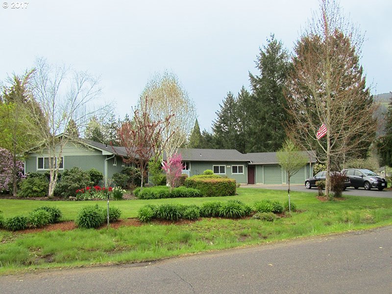 90379 Shadows Dr, Springfield, OR 97478 photo 1