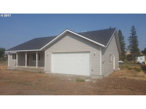 255 S 19th Ave, Elgin, OR 97827 photo 1