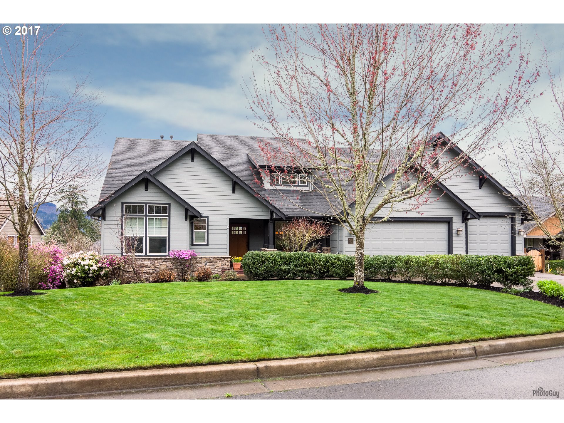 6038 Fernhill Loop, Springfield, OR 97478 photo 1