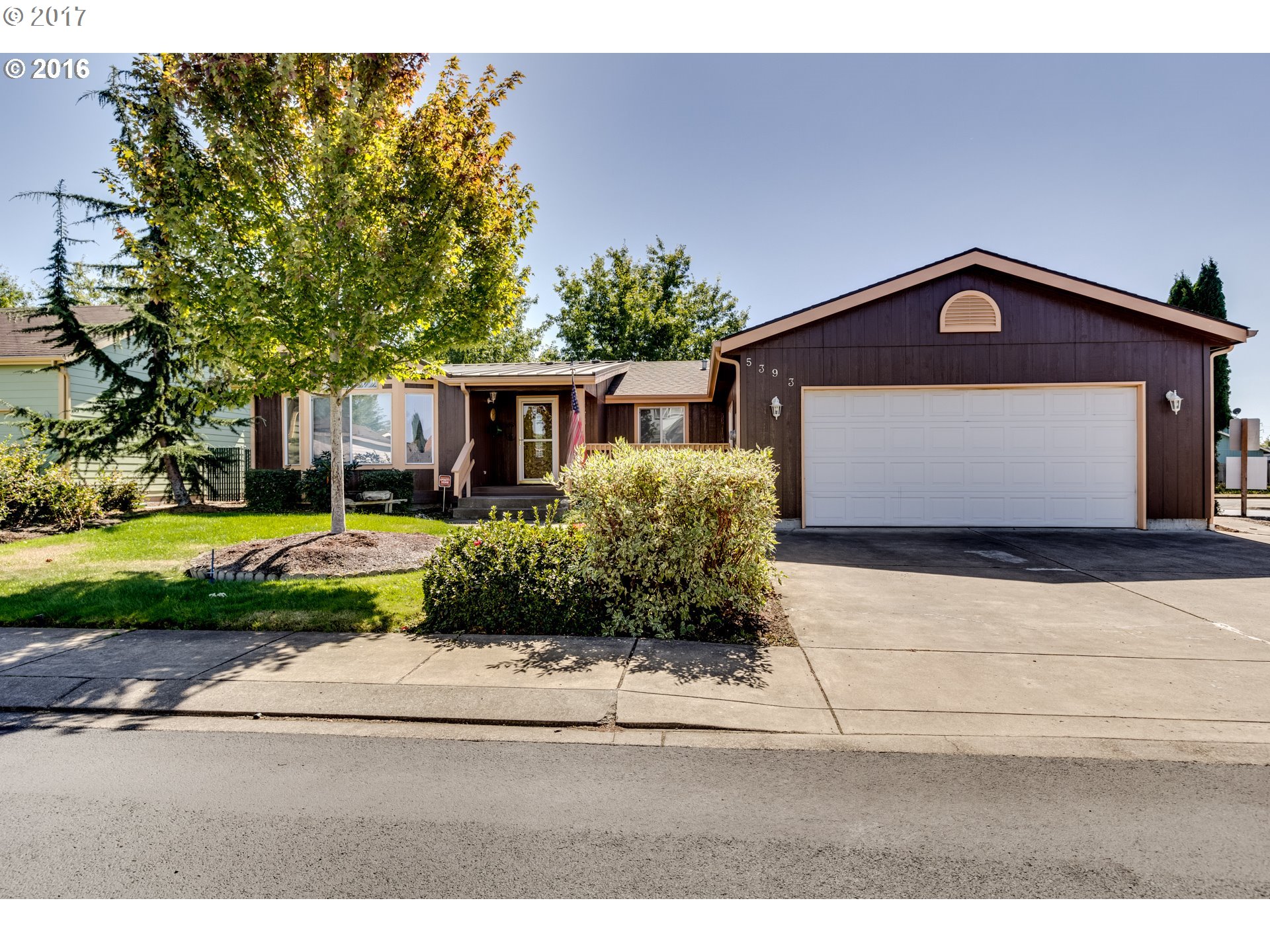 5393 Olympic Cir, Eugene, OR 97402 photo 1