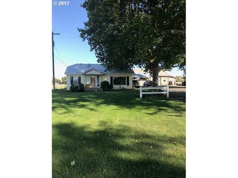 240 NE 35th St, Pendleton, OR 97801 photo 1