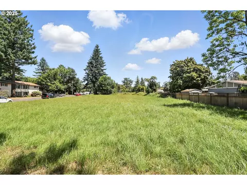 NE 5th St, Gresham, OR 97030 photo 2