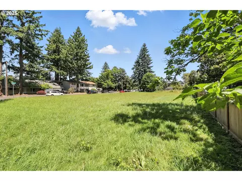NE 5th St, Gresham, OR 97030 photo 3