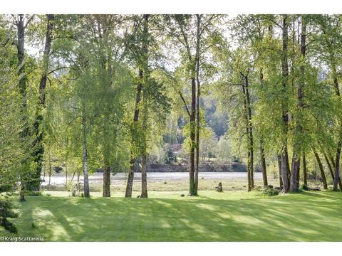 505 Edgewater Rd, Gladstone, OR 97027 photo 1