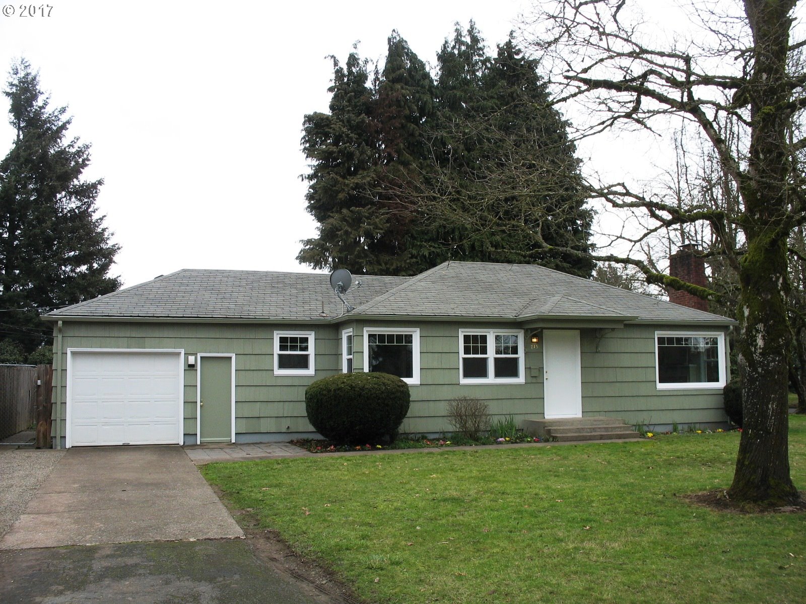 715 Wide Site St, Eugene, OR 97402 photo 1