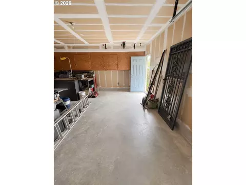Other - 3182 NE 16th St, Gresham, OR 97030 photo 6 of 7
