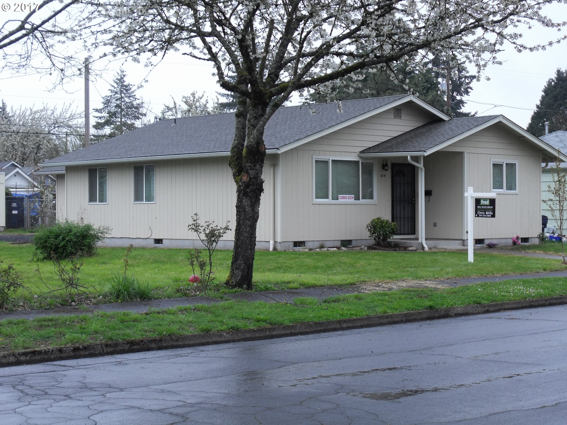 814 L St, Springfield, OR 97477 photo 1