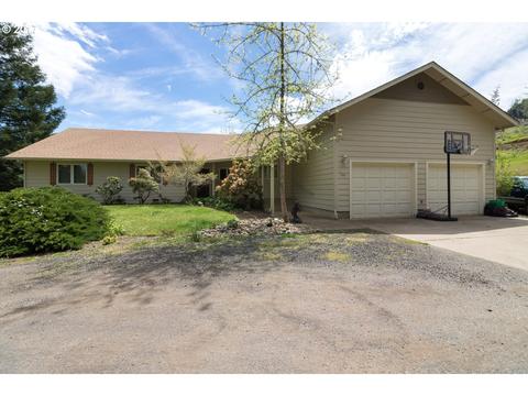 8641 Elkhead Rd, Yoncalla, OR 97499 photo 1
