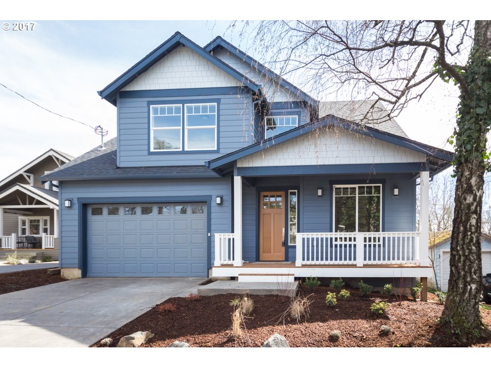 445 E Hereford St, Gladstone, OR 97027 photo 1