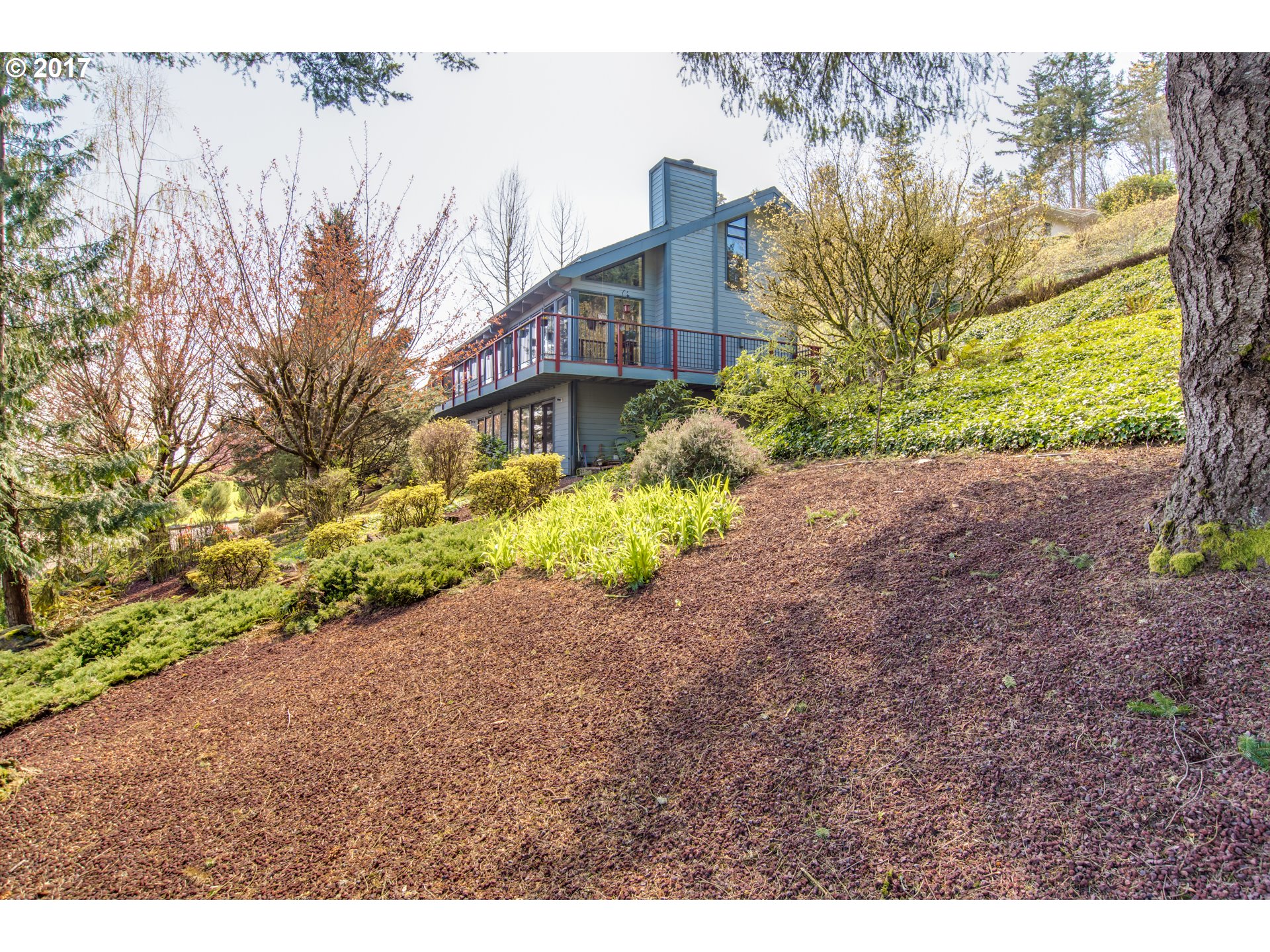 2204 NW Couch St, Camas, WA 98607 photo 1