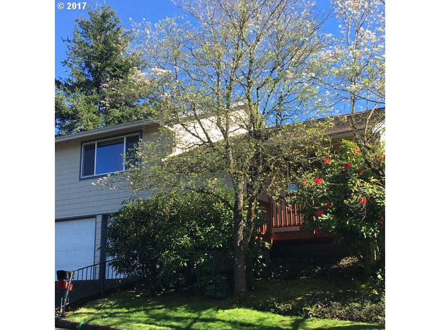 371 NE Village Squire Ave #8, Gresham, OR 97030 photo 1