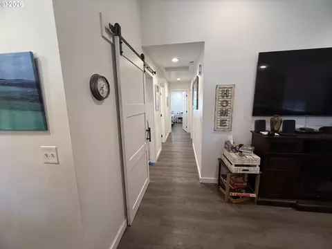 Entry Way - 120 E Date St, Powers, OR 97466 photo 1 of 2