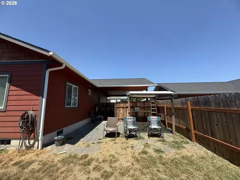 Exterior - 120 E Date St, Powers, OR 97466 photo 6 of 7
