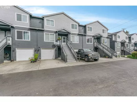 255 N 18th St #7, Saint Helens, OR 97051