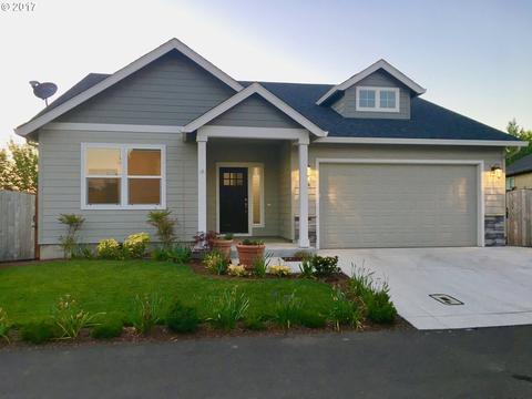 3486 Cabernet Ln, Eugene, OR 97404 photo 1