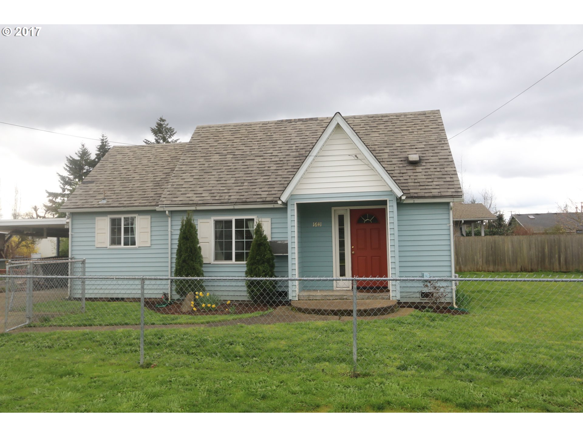 1641 S St, Springfield, OR 97477 photo 1