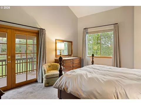 Bedroom - 217 Rockridge Loop, Eugene, OR 97405 photo 1 of 8
