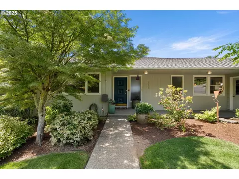 3755 SW Jerald Way, Portland, OR 97221
