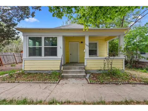 2635 3rd St, Baker City, OR 97814