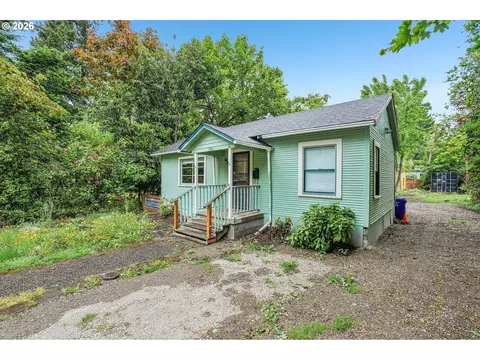 Other - 1304 NW Victoria Ave, Gresham, OR 97030 photo 1 of 6