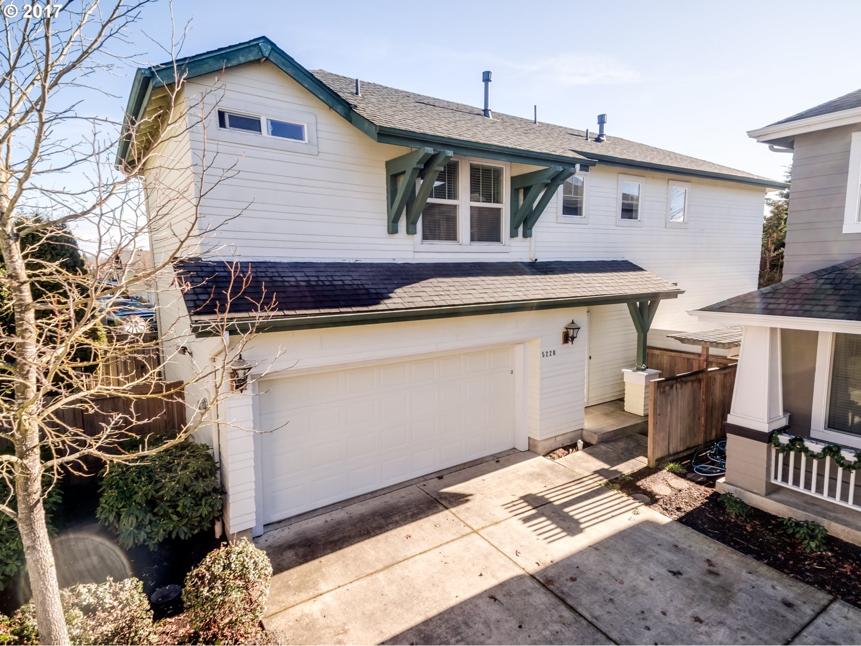 5220 Wales Dr, Eugene, OR 97402 photo 1