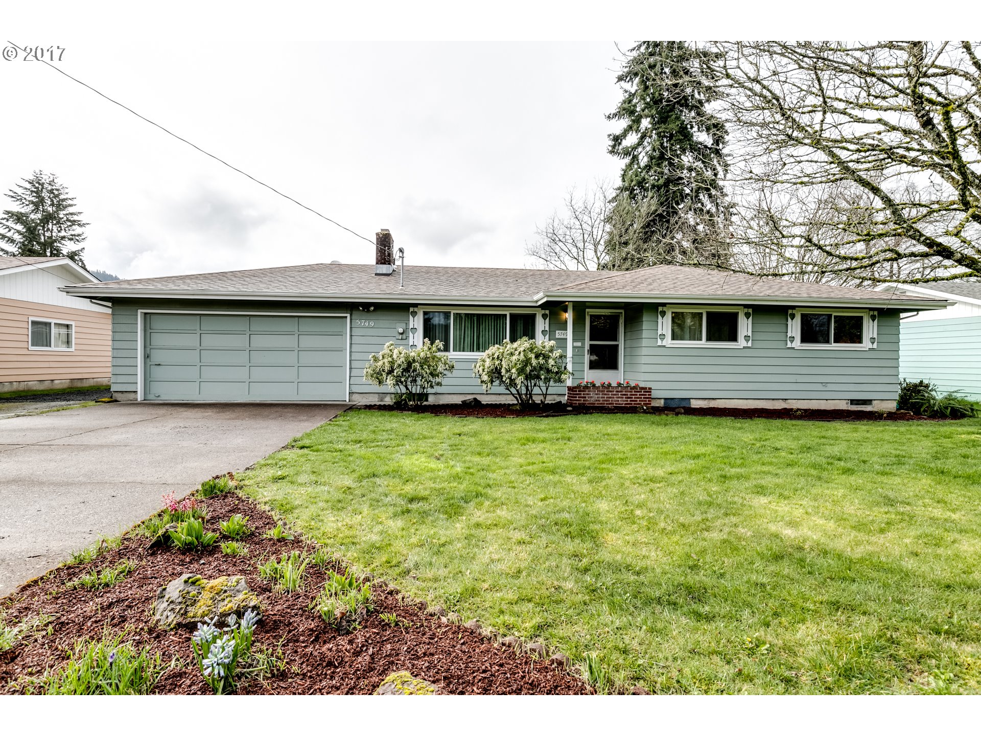 5749 Thurston Rd, Springfield, OR 97478 photo 1