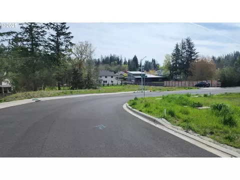 3420 NW Talon Ter #8, Portland, OR 97229