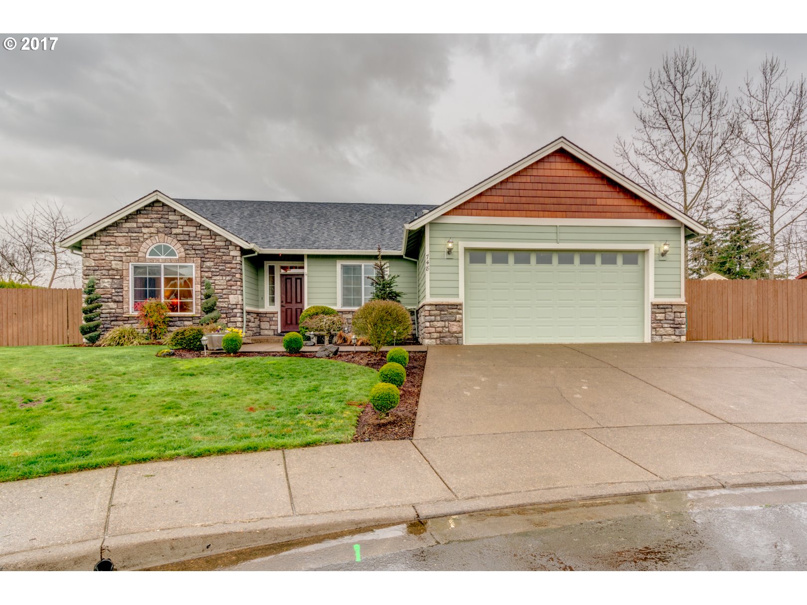 748 Trinity Ct, Molalla, OR 97038 photo 1