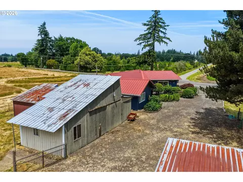 Exterior - 13606 S Vick Rd, Molalla, OR 97038 photo 6 of 9