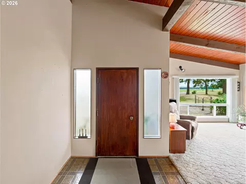 Entry Way - 13606 S Vick Rd, Molalla, OR 97038 photo 1 of 1