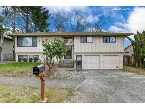 3666 NE 4th St, Gresham, OR 97030 photo 1