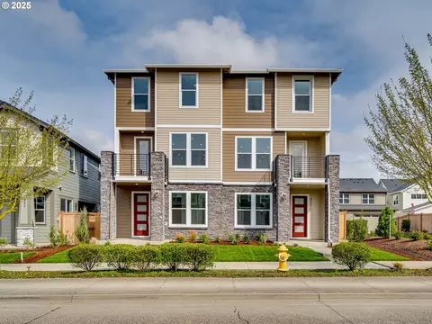8245 SE Blanton St, Hillsboro, OR 97123